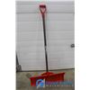 Image 4 : ** (3) Snow Shovels