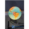 Image 2 : Light Up Globe & Reading Light