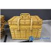 Image 2 : (2) Wicker Picnic Baskets