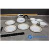 Image 1 : Vintage Corningware Tea/Coffee Pot & (8) Piece Corelle Cup & Saucer Set)
