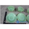 Image 4 : (8) Pieces of Fire King/Anchor Hocking Jadeite Cups & Saucers