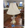 Image 1 : **Single Accent Lamp w/Shade