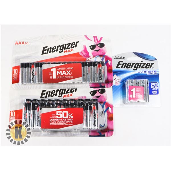BAG OF ASSORTED BATTERIES INCLUDES ENERGIZER