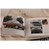 Image 4 : 2 muscle car books