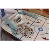 Image 2 : Canadian Table Top Hockey Tin Players with magnetic puck - with box
