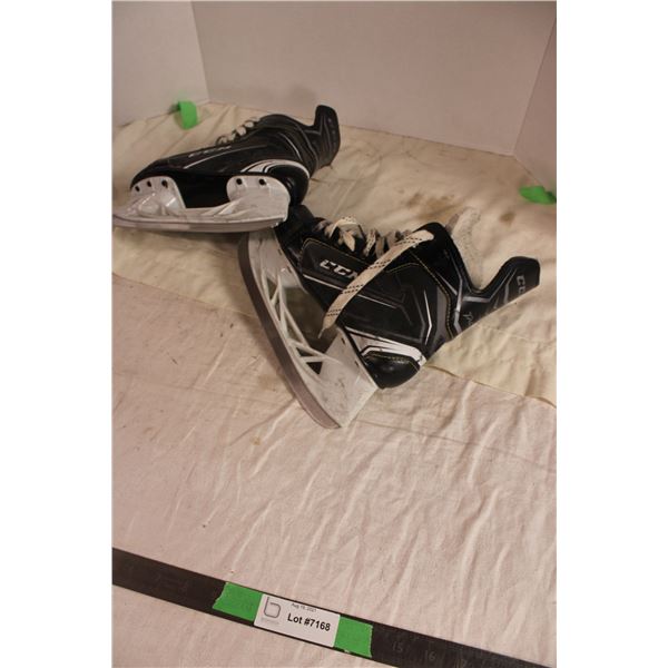 kids size 2 CCM skates