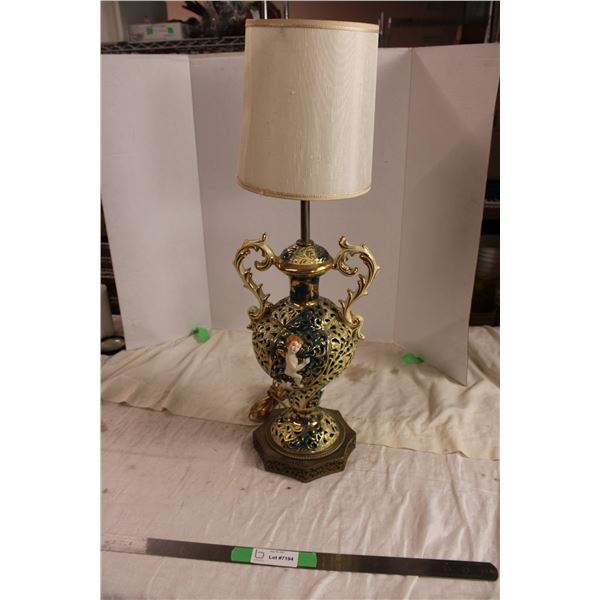 retro style lamp with shade