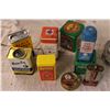 Image 4 : variety of tins