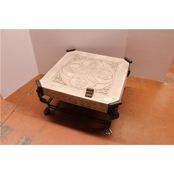 lions head stone patio table 30 x30 