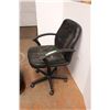 Image 5 : black leather office chair with footstool