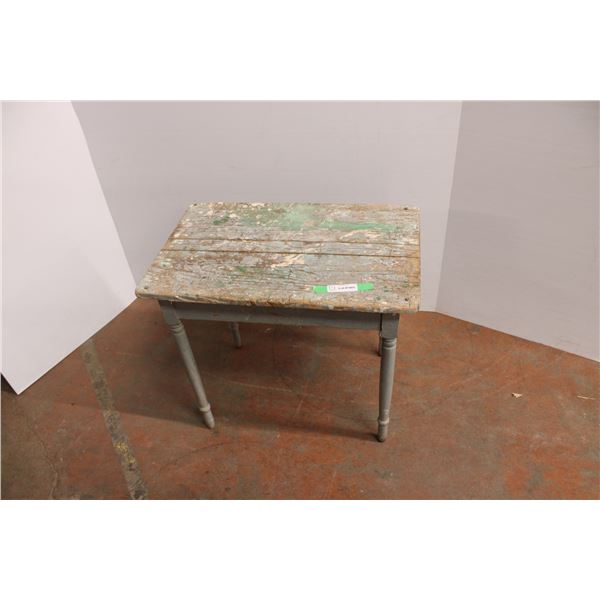 small wooden table 26x16