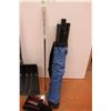 Image 4 : Snow Easy Shovel, Vintage small golf bag with Putter