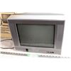 Image 2 : Toshiba 13" Tube TV with box (missing remote)