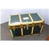 Image 1 : metal storage trunk (green) 36"x20" (with key)