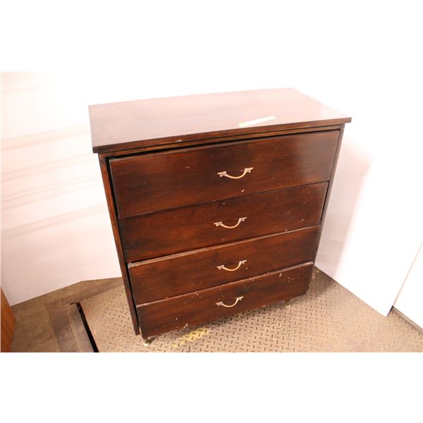 4 drawer dresser 31 x15 