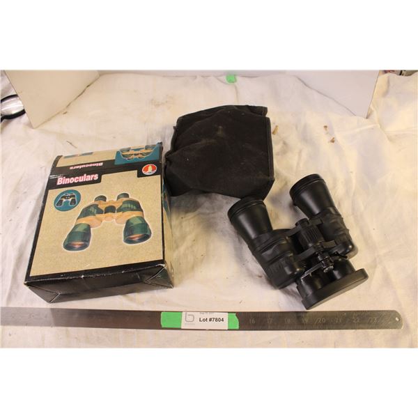 Binoculars in box with case