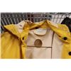 Image 3 : raincoat XL with carry bags misc