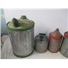 Image 3 : 4 metal gas cans