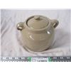Image 2 : Medalta potteries bean pot