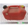 Image 1 : plastic gas can total height 10" tall 3 US gallon