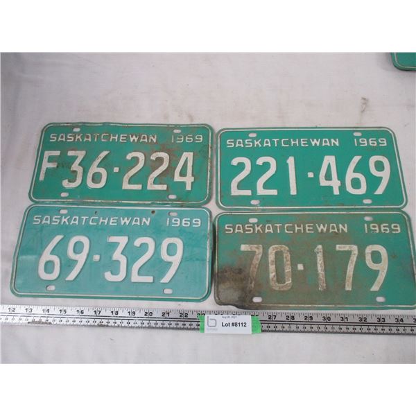 1969 sask License Plates (4)