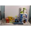 Image 1 : Bathroom + misc cleaning supplies - box of garbage bags