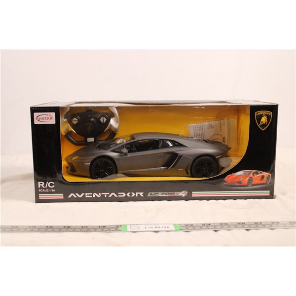 rastar RC car aventado lamborghini scale 1/14 700-4 New in box