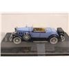 Image 2 : 1930 pierce arrow model B Toy car in case