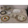 Image 3 : lot of dishware, cookie dish
