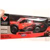 Image 2 : limited edition 2017 ford F-150 raptor 1/24 scale die cast (NIB)
