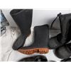 Image 4 : Boots + shoes, size 8+9