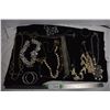Image 1 : lot of misc jewellery, vintage necklaces