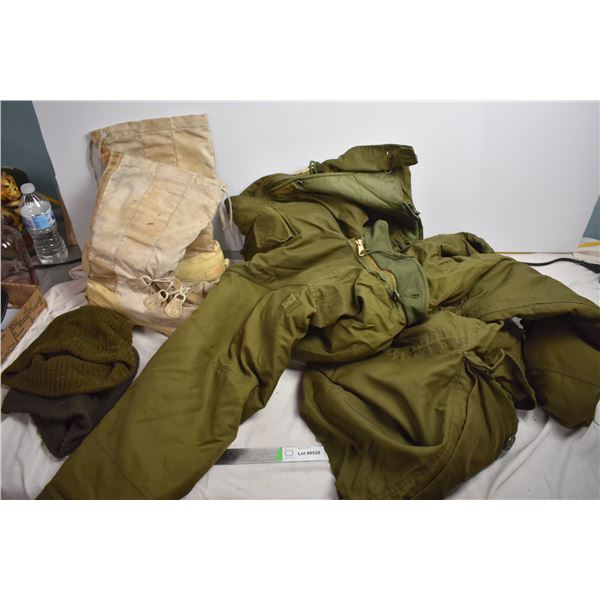 Military Jacket, toques, + Boots(size10) canadian armed forces jacket with hood (combat extreme cold