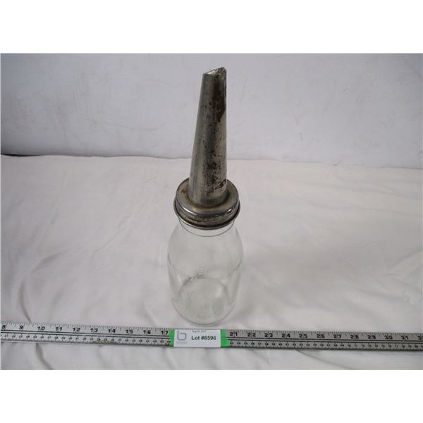 glass oil bottle with oil spout top