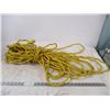 Image 1 : heavy duty extension cord (has damage)