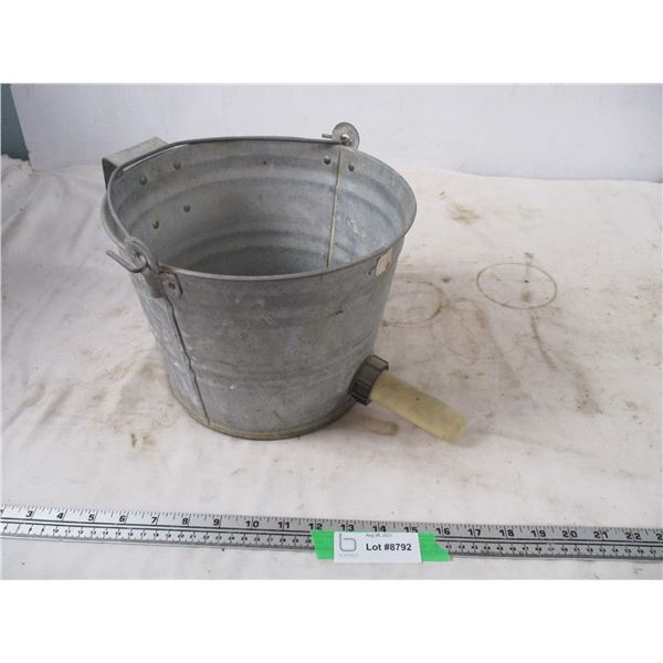 pail feeder for calves