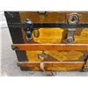 Image 2 : vintage trunk - wooden - 32x20x23