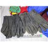 Image 2 : gloves, kids clothing, misc