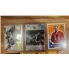 Image 2 : Bobby Hull Hockey Card Lot