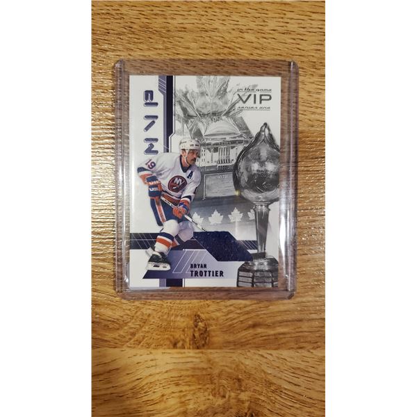 Bryan Trottier Game used jersey card