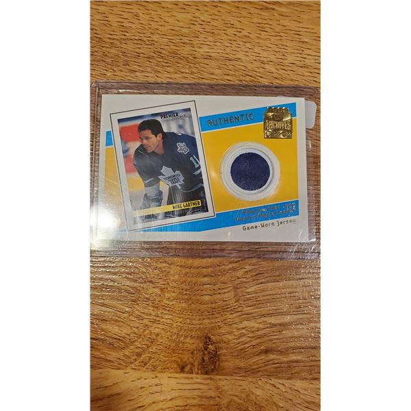 Mike Gartner Game worn jersey card