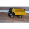 Image 3 : Large Vintage Tonka Dump Truck - 19" Long