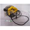 Image 3 : dewalt 8.25" circular saw