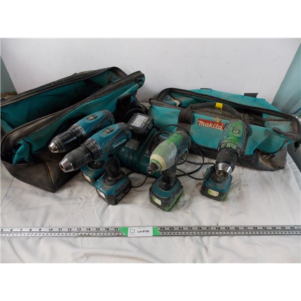 Makita 14.4V tools with bags + charger (working)
