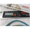 Image 3 : Bosch level + extension cord