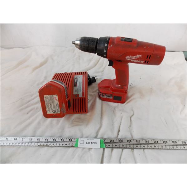 millwakee power dirll