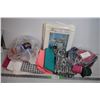 Image 1 : Box of Fabric - misc patterns