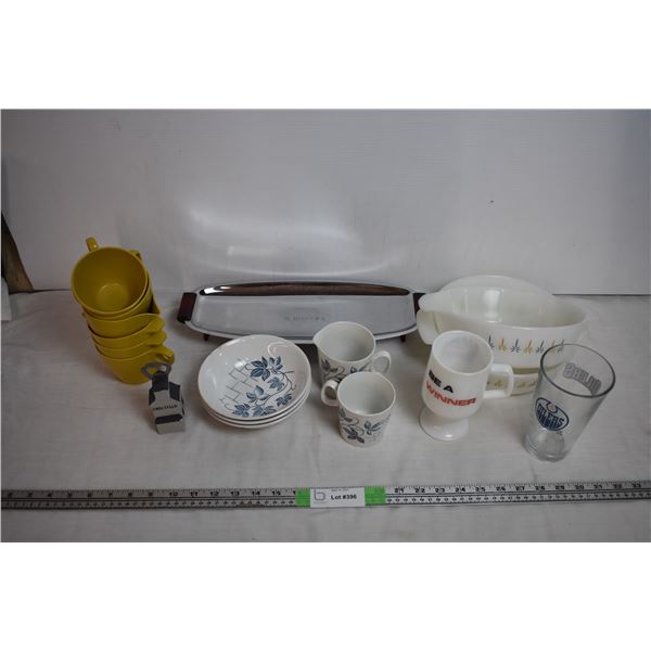 Miscellanous glassware items