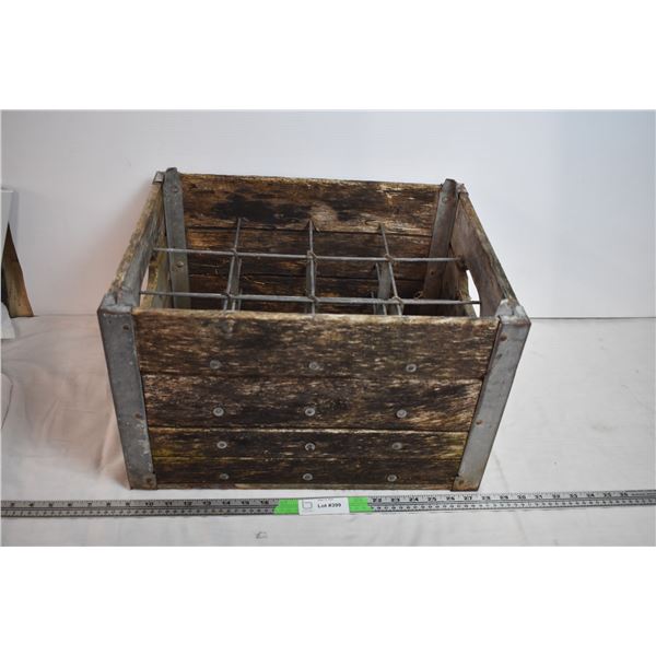 Vintage Wood/metal milk bottle carrier