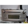 Image 5 : Toyota Car Stereo + miscellaneous car parts